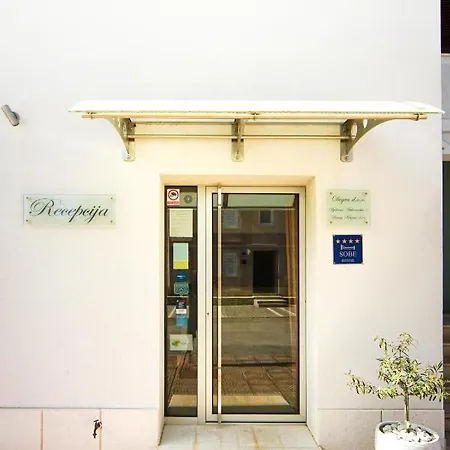 And Degra *