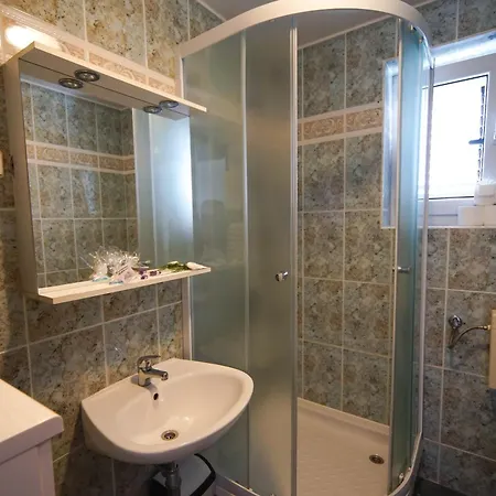 And Degra Apartment