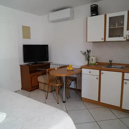 Apartment And Degra